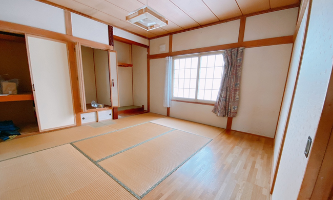  雨竜郡沼田町本通1丁目4番9号